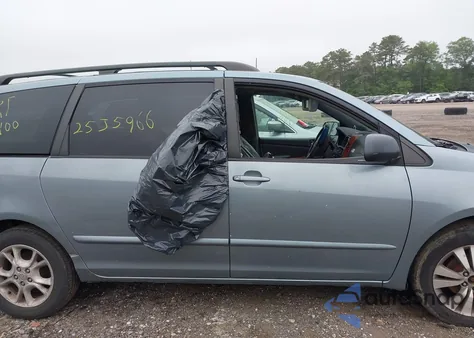 2006 Toyota Sienna Xle from USA, damaged, VIN 5TDZA22C76S484181